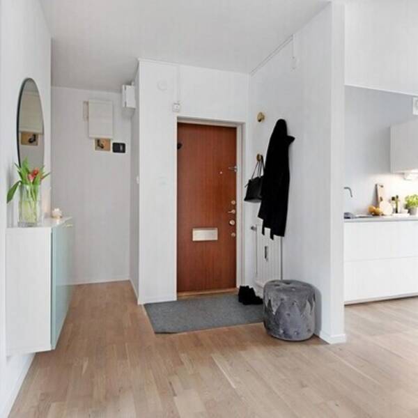 Lgenhet - Ljus gavellgenhet med tre sovrum.