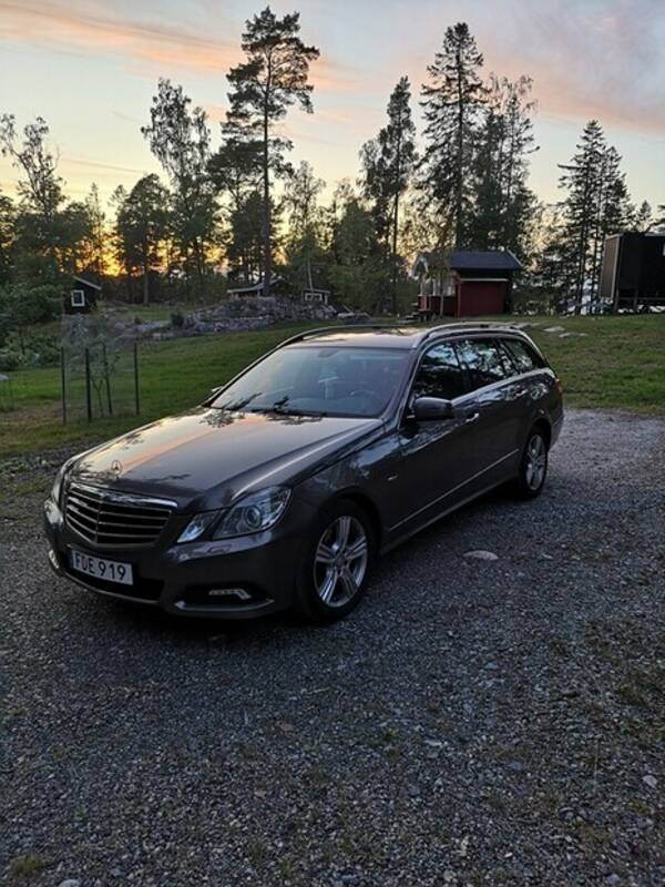 Fordon - Mercedes E 250 Avantgard