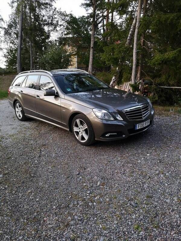 Fordon - Mercedes E 250 Avantgard