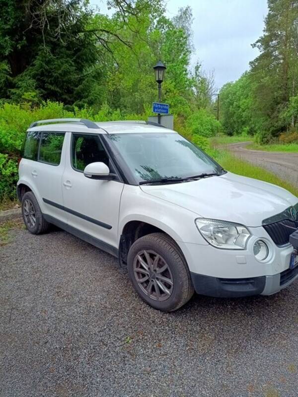 Fordon - Skoda Yatsi 2011
