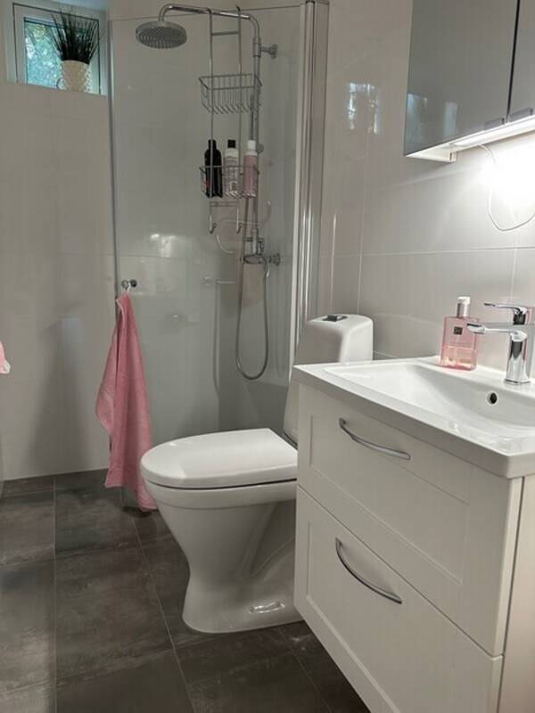 Hus - Dusch / toalett