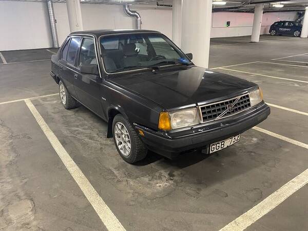 Fordon - Volvo 360 GL 1987