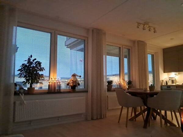 Lägenhet - Rymlig 2a Täby Park 