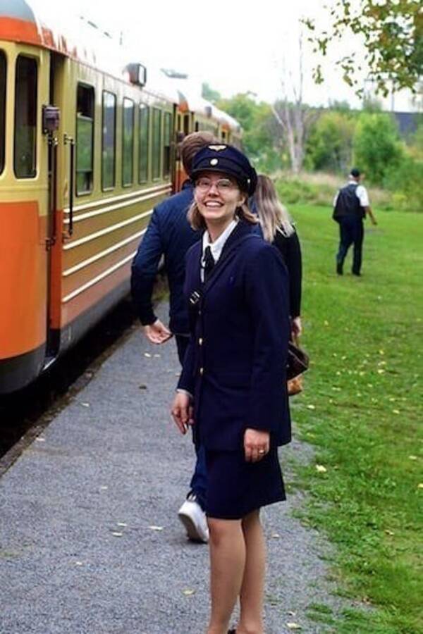 Rekvista - ULJ tågvärdinna uniform