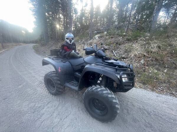 Fordon - AtV 4x4 Fyrhjuling