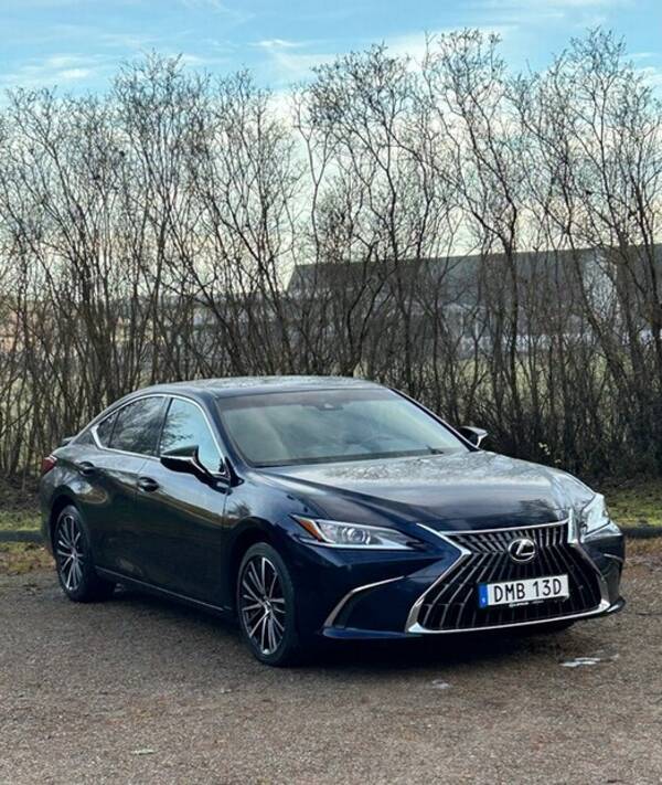 Fordon - Lexus ES 300h