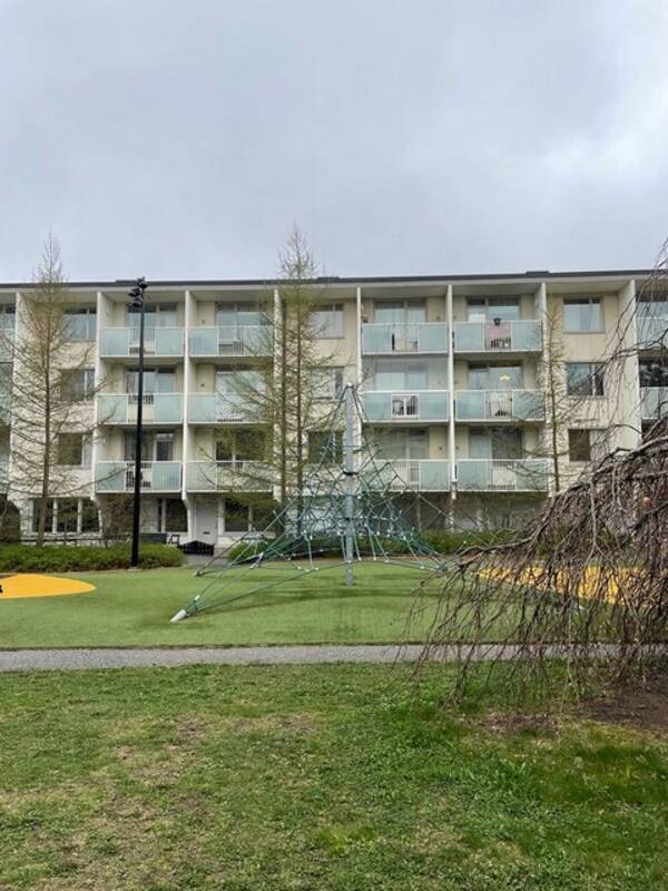 Lägenhet - Nyfunkis i förort 