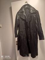 Lång lädermantel