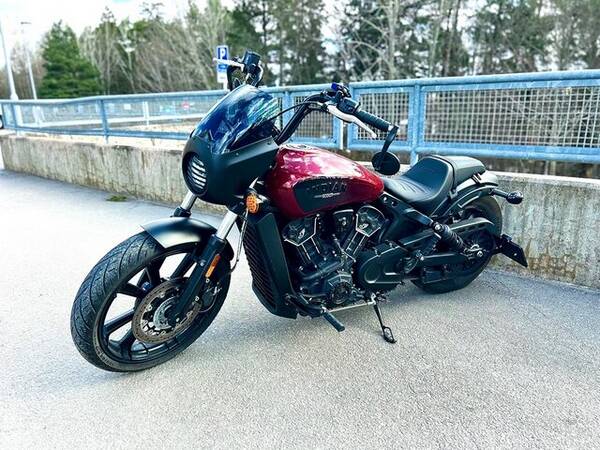 Fordon - Indian Scout Rogue