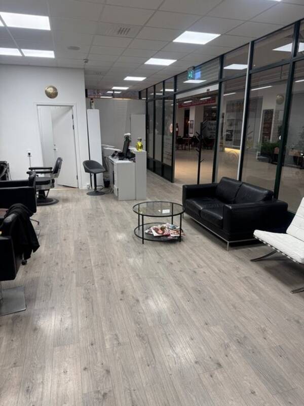 Övrigt - Frisörsalong i galeri 