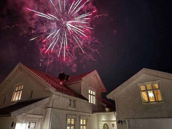 Hus - 100 år gammelt hus i sveitserstil