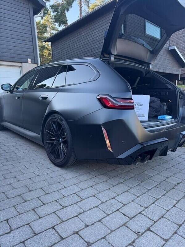 Fordon - BMW M5 touring