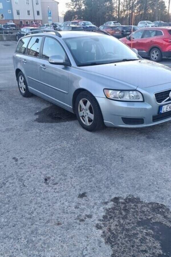 Fordon - Volvo v50 2011