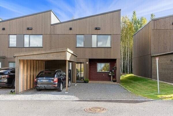 Hus - Enderekkehus i Nannestad