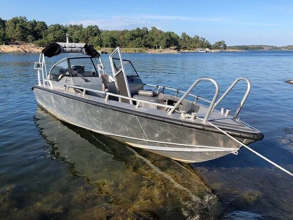 Fordon - Snabb gående motorbåt, Anytec 750spd