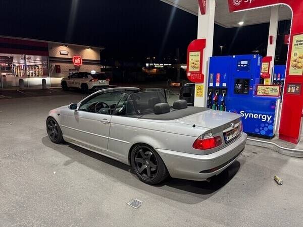 Kjøretøy - Stygg BMW cabriolet 