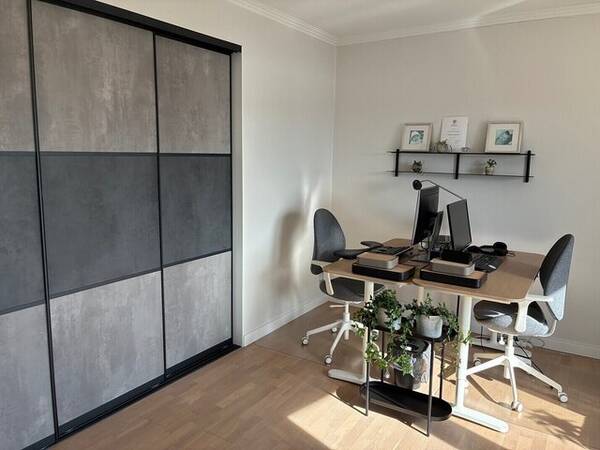 Hus - Villa i Sollentuna, garage, pool