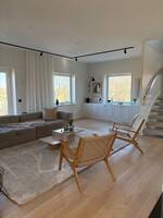 Stort hus i vackert slottsområde