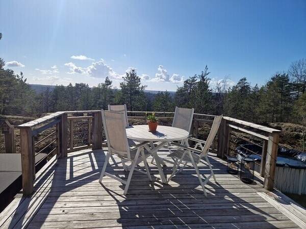 Hus - Utsikt från altanen 