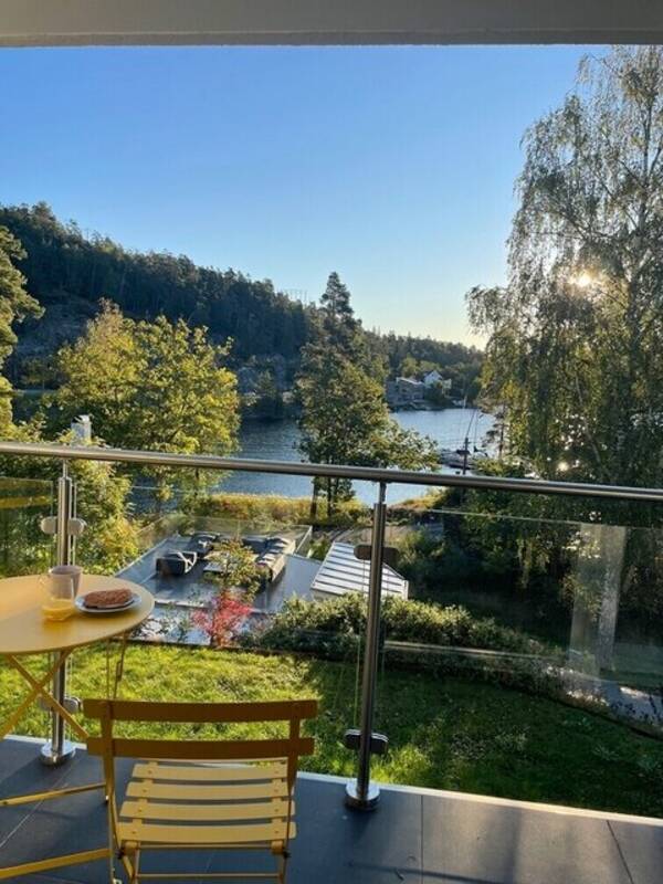 Hus - Arkitektritad modern villa i Nacka