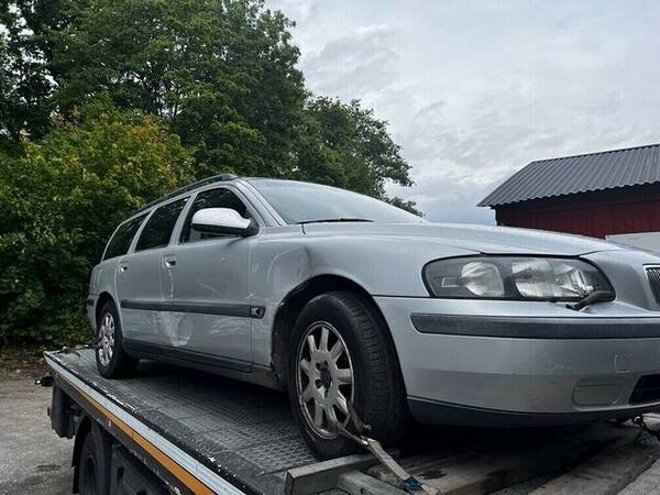 Fordon - Volvo V70 aut årsmodell 2003