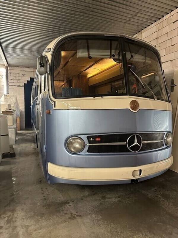 Fordon - Mercedes Benz O321H