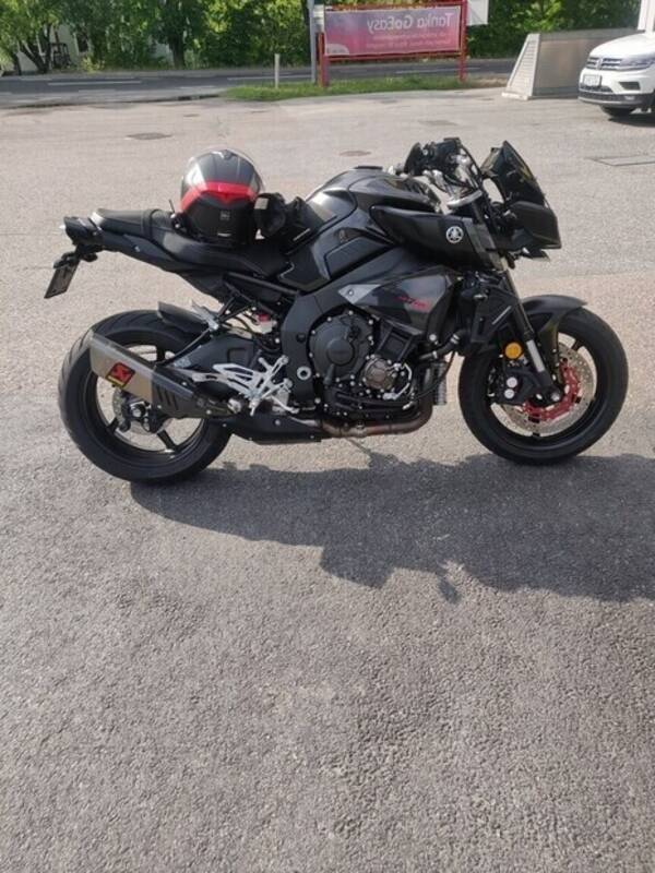 Fordon - Yamaha MT 10