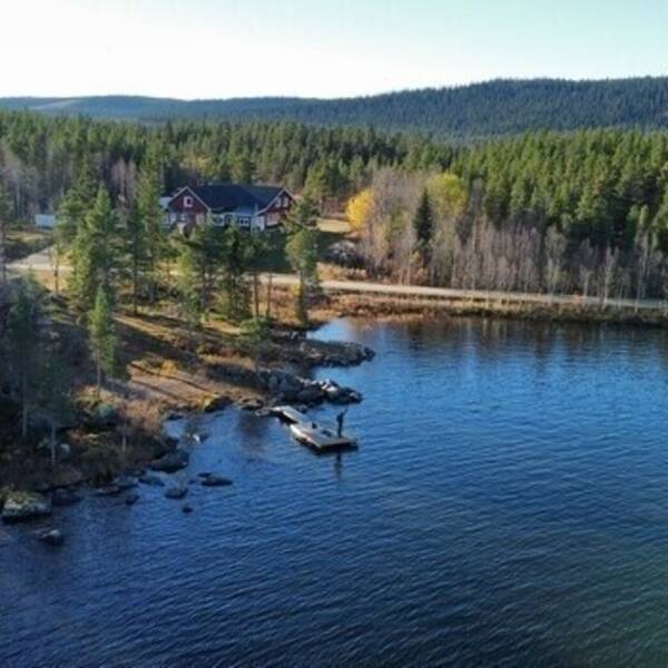Hus - Villa vid sjö i Arjeplog, Lappland