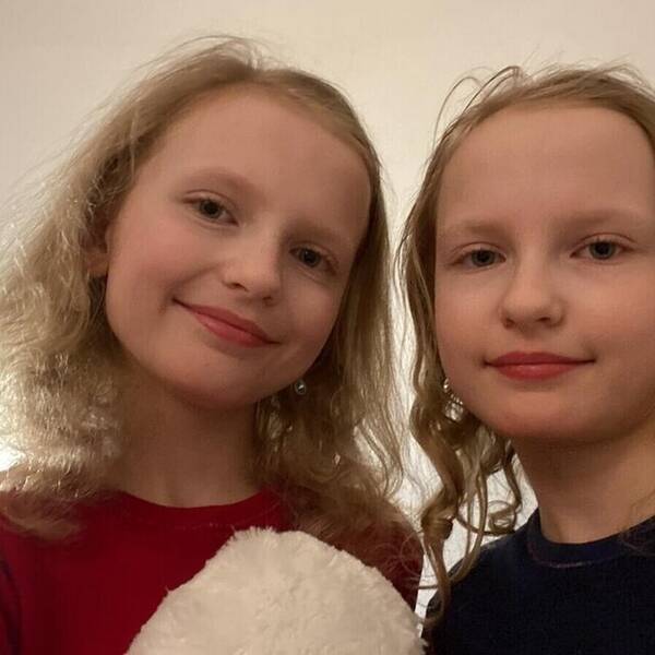 Övrigt - Enäggstvillingarna Isabella (och Sophia)