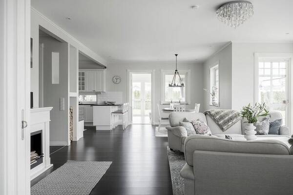 Hus - Villa i Täby