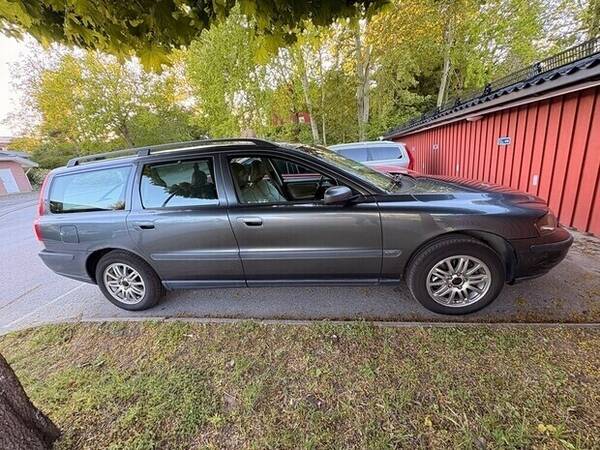 Fordon - Volvo v70 2004