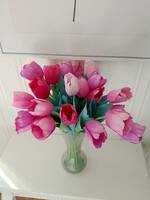 Plastblommor tulpaner