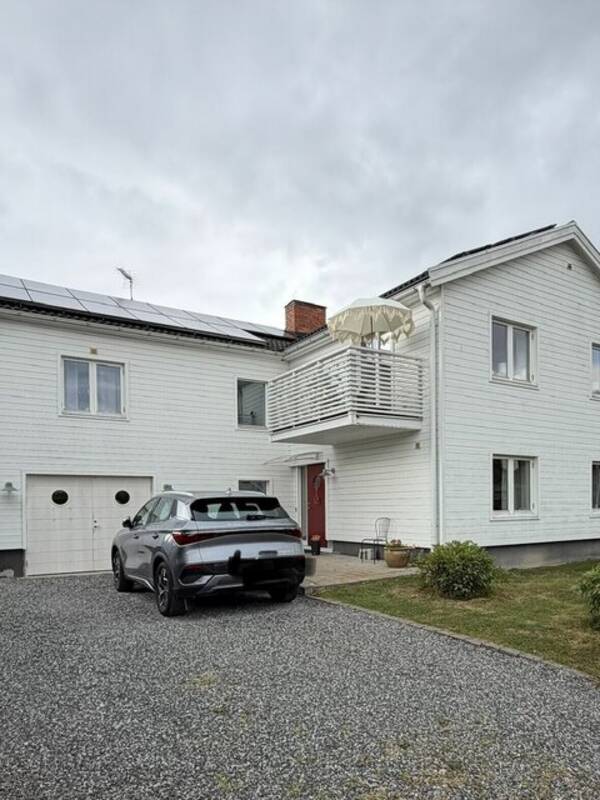 Hus - Villa i Järfälla