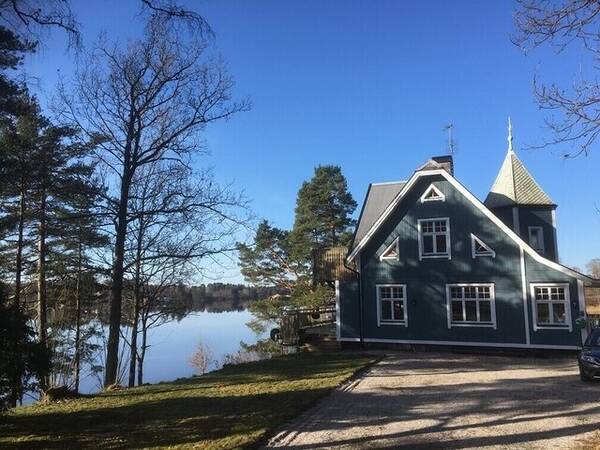 Hus - Sjönära Villa