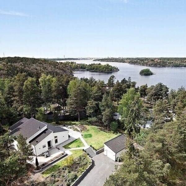Hus - Villa i Nacka med sjöutsikt och stor tom