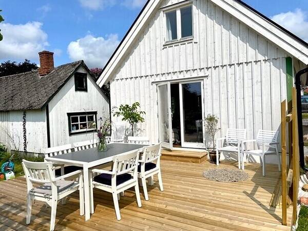 Sommarstuga - Charmig stuga på Bjärehalvön med en glim
