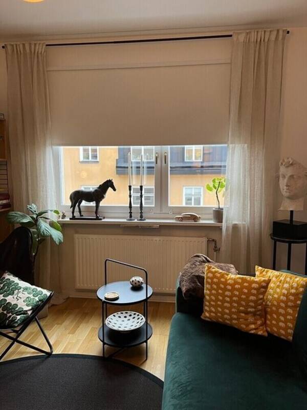 Lägenhet - 2 rum och kök i Midsommarkransen 